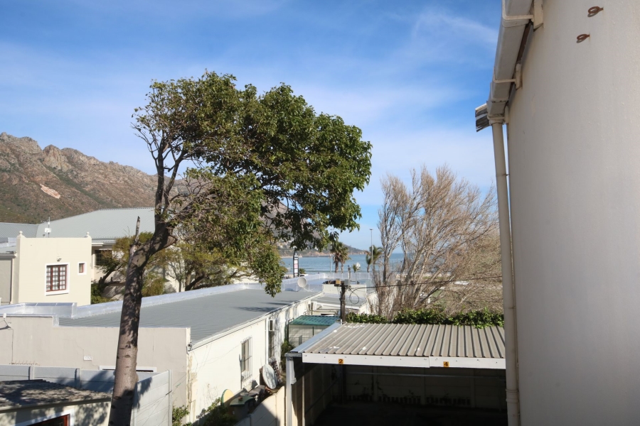 2 Bedroom Property for Sale in Gordons Bay Village Western Cape